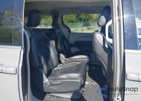 2022 Chrysler Pacifica Hybrid Touring L from USA, damaged, VIN 2C4RC1L75NR192476